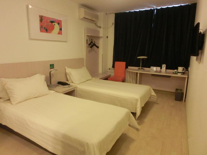 Jingjiang Inn Jinan Quancheng Road Экстерьер фото